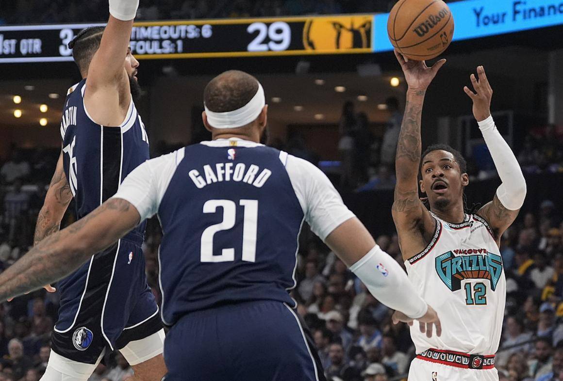 Karsa连续二十场比赛得分超过锐不可当，独行侠不断突破！