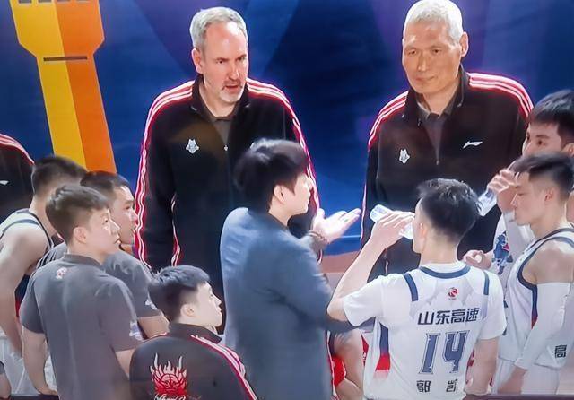 九游-包含电竞国家队临场换战术立刻翻盘赛前山东男篮扳平良机，这一次真的新疆广汇围绕全明星赛门线救险的词条-九游